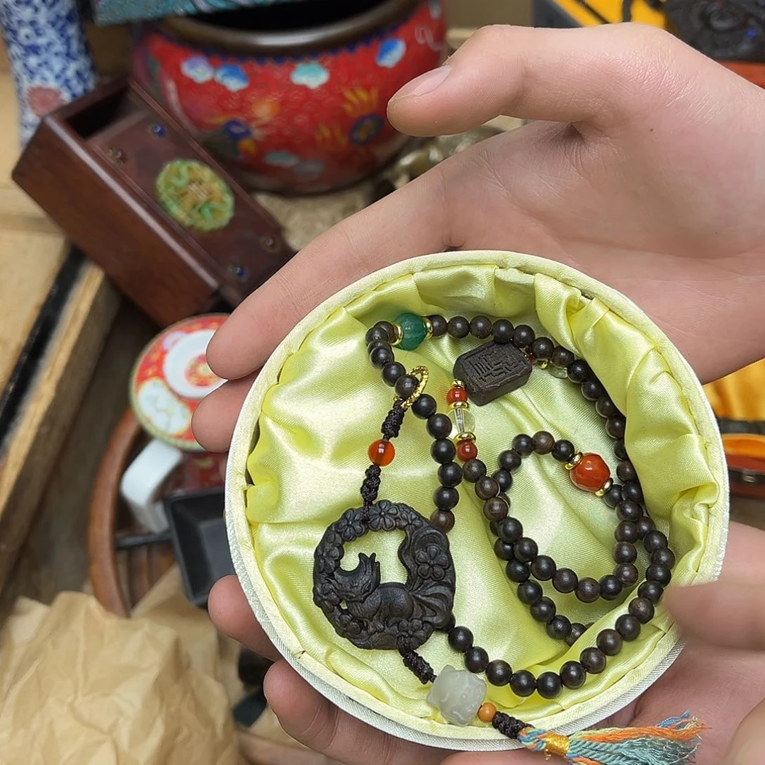 大叶紫檀（黑酸枝木类）