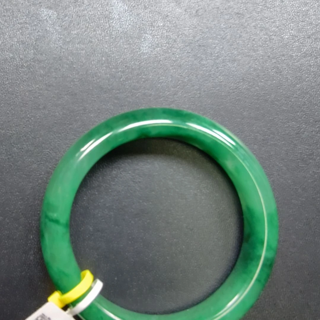 石英质玉（非洲翠）未镶嵌手镯非洲翠手镯