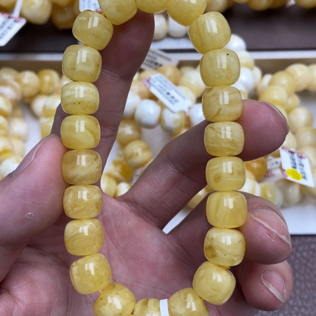 琥珀未镶嵌珠宝奇石10