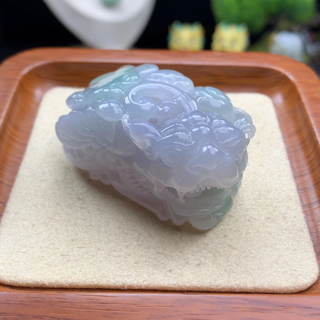 翡翠未镶嵌颈饰20