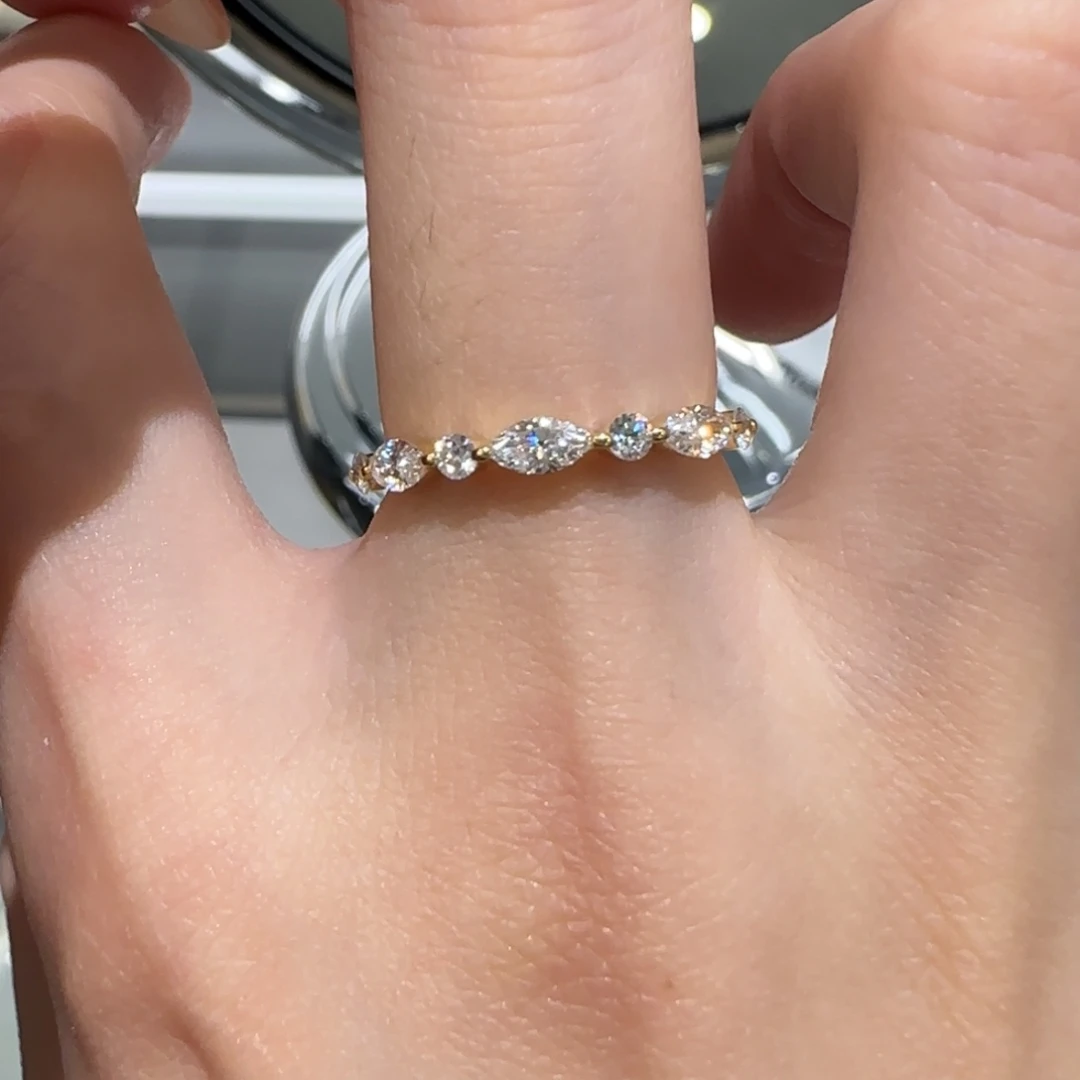 实验室培育钻石18K金镶嵌马眼排戒