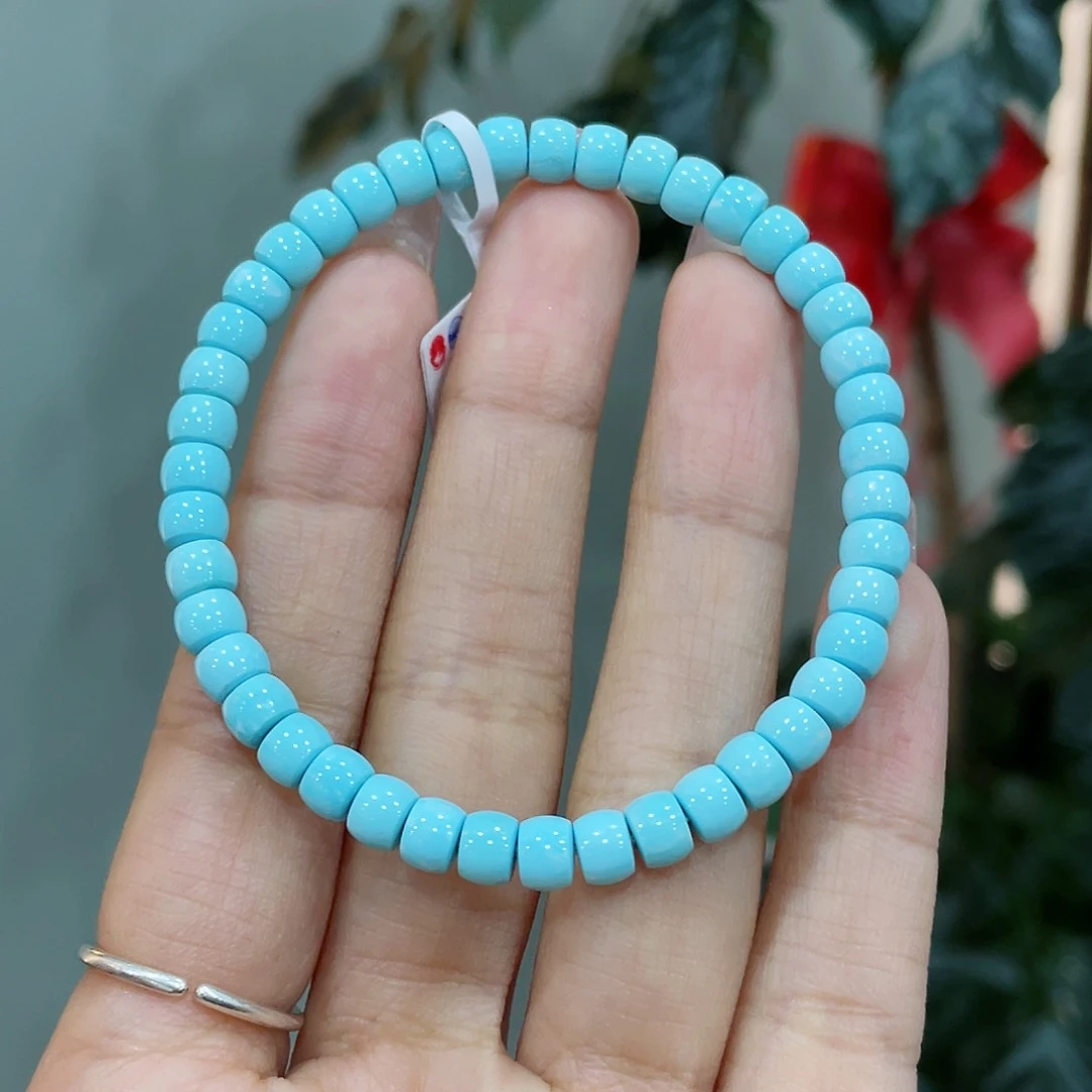 绿松石颈饰未镶嵌