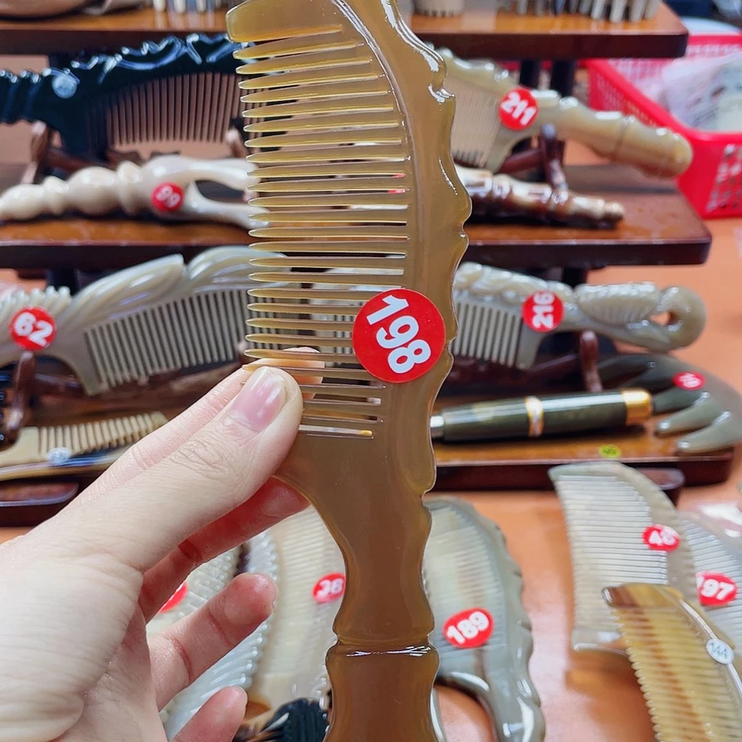 纯手工制作牛角梳198