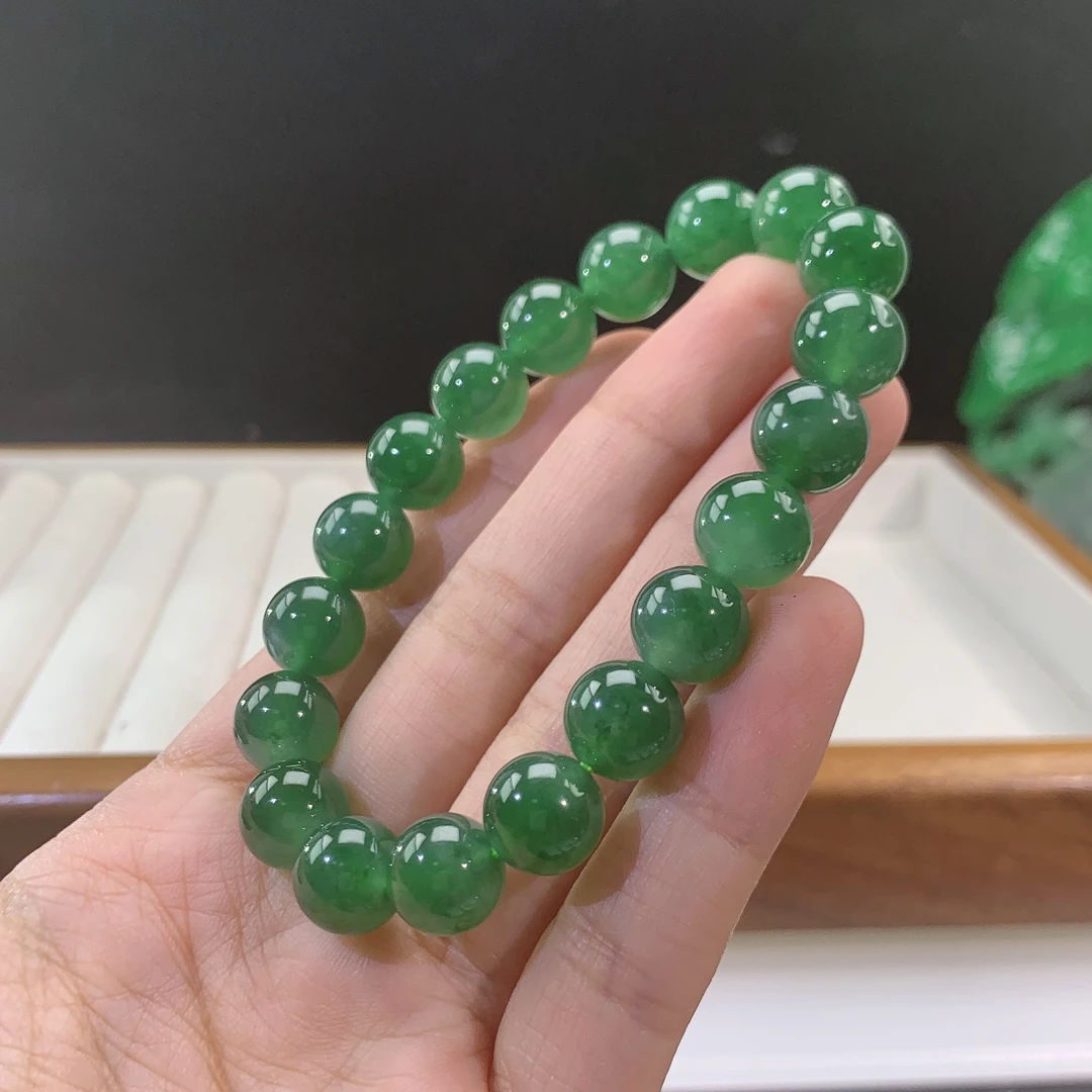 3.11-1-缅甸天然翡翠A货 女款冰绿手串尺寸:10mm 19颗粒