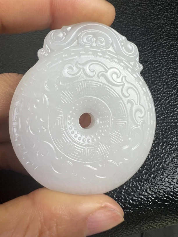 和田玉平安扣挂件