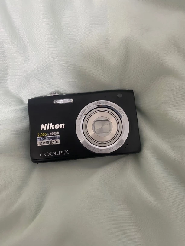 9新 Nikon/尼康 s2900黑色2005w像素ccd数码相机