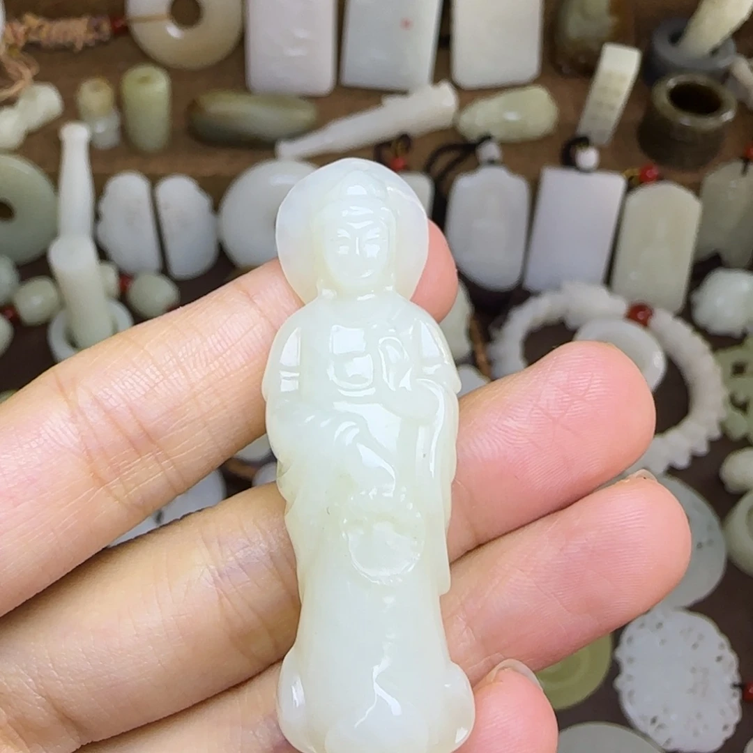 未镶嵌和田玉挂件站观音