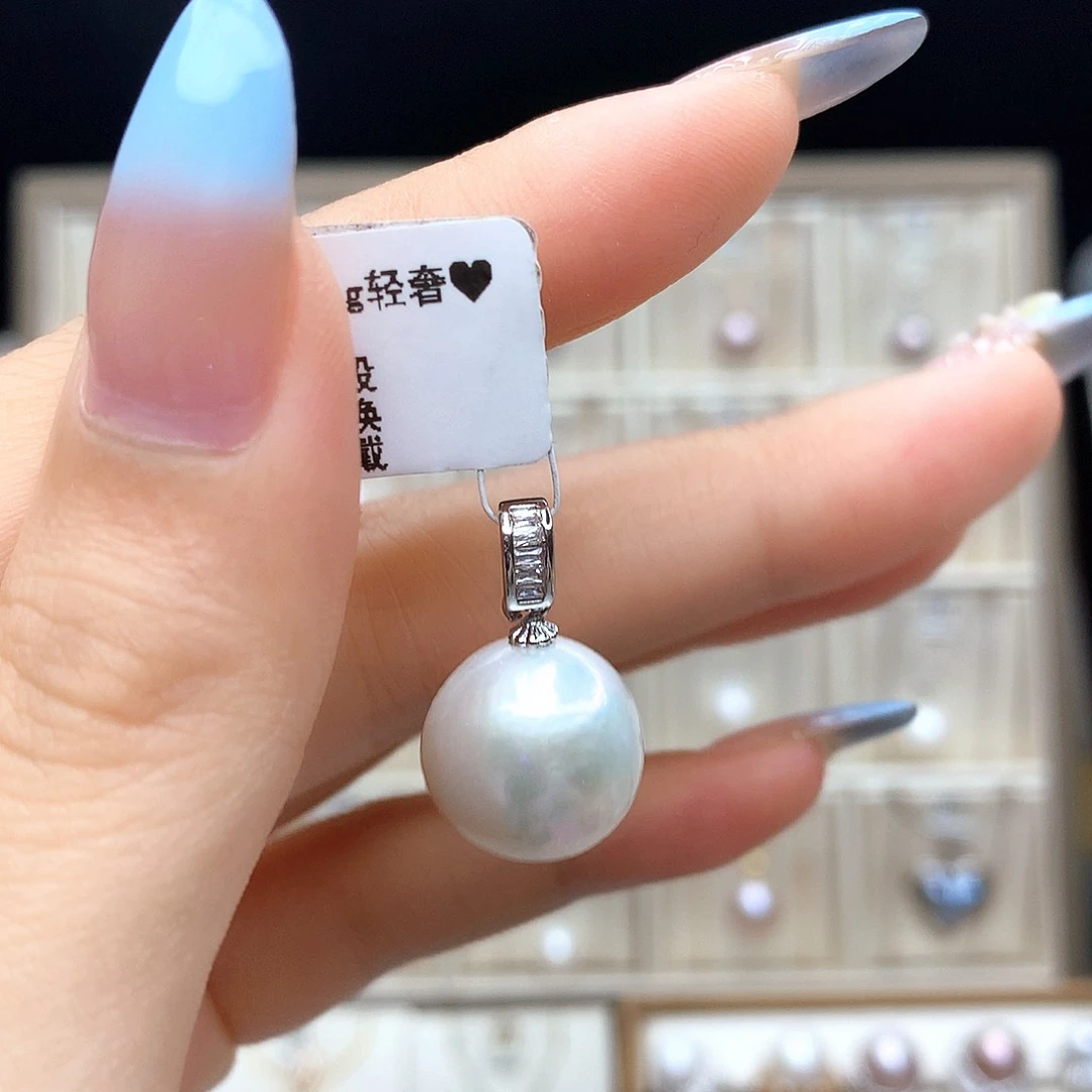 淡水珍珠合金颈饰