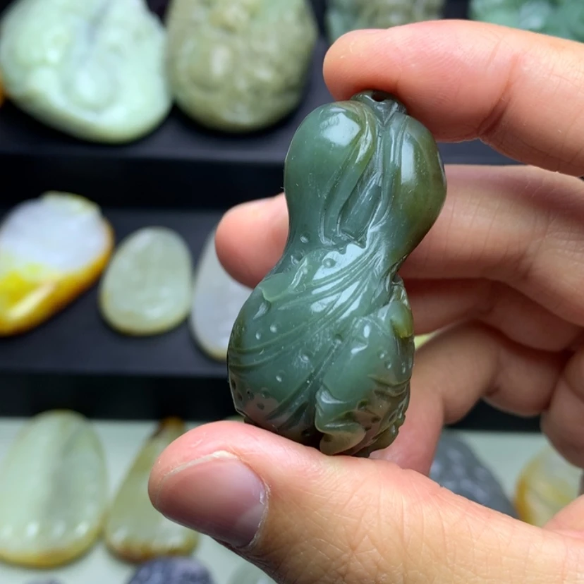 【闪购商品】颈饰未镶嵌和田玉