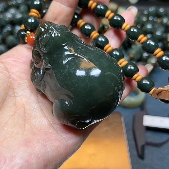 和田玉挂件未镶嵌