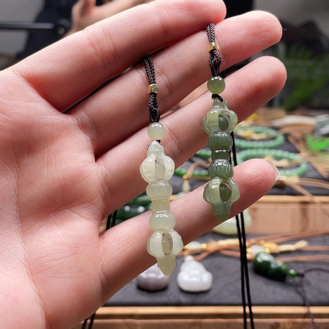 和田玉未镶嵌颈饰多样性发一