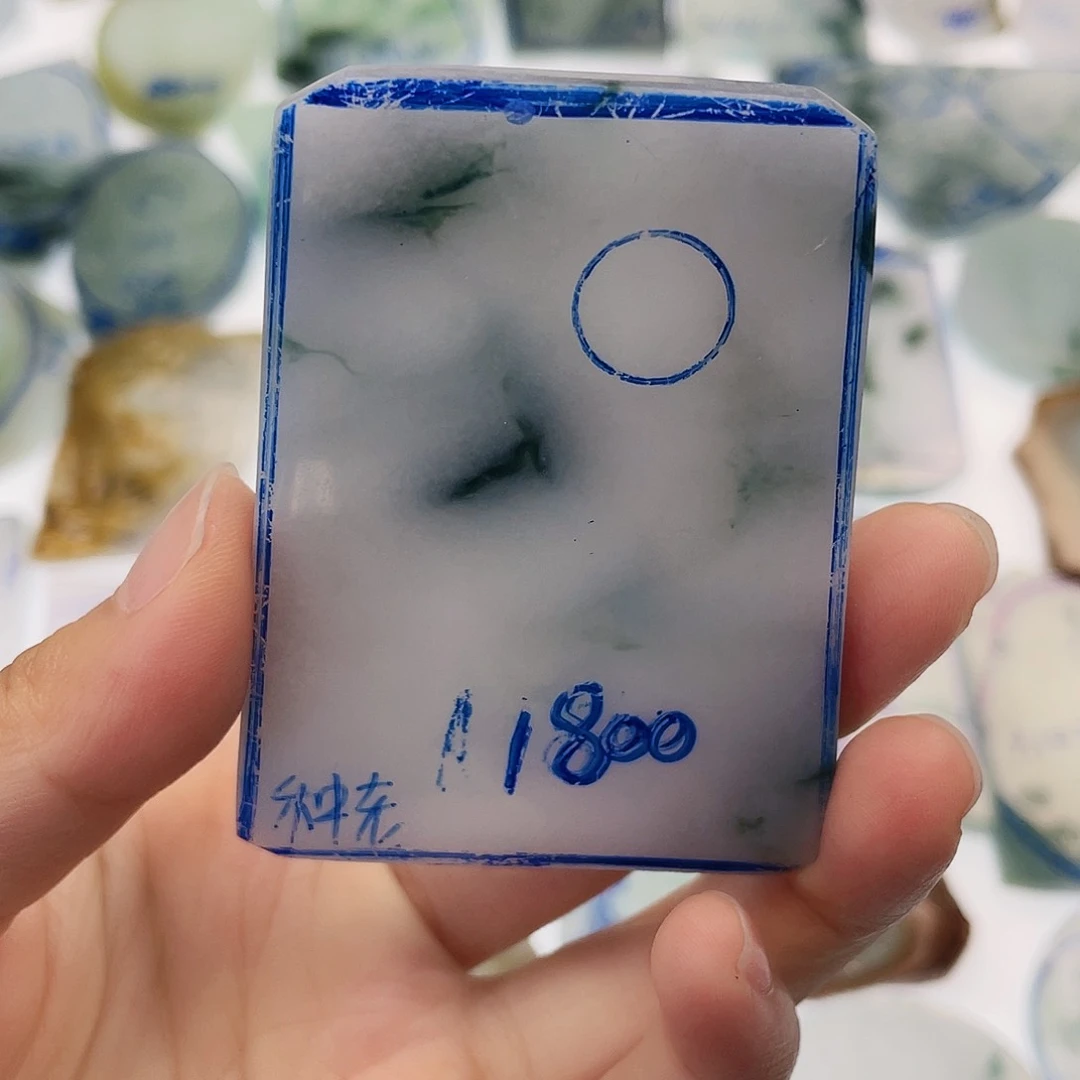 定制翡翠未镶嵌定制