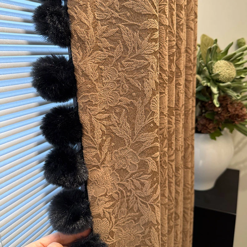 s2025新款法式中古美式复古浮雕雪尼尔遮光客厅卧室窗帘