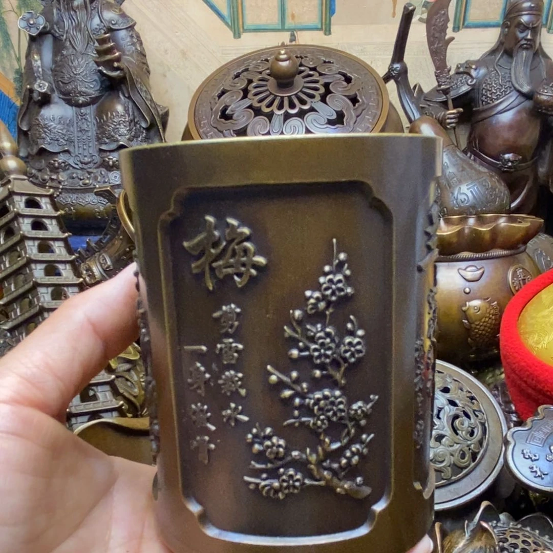铜器摆件做工精良