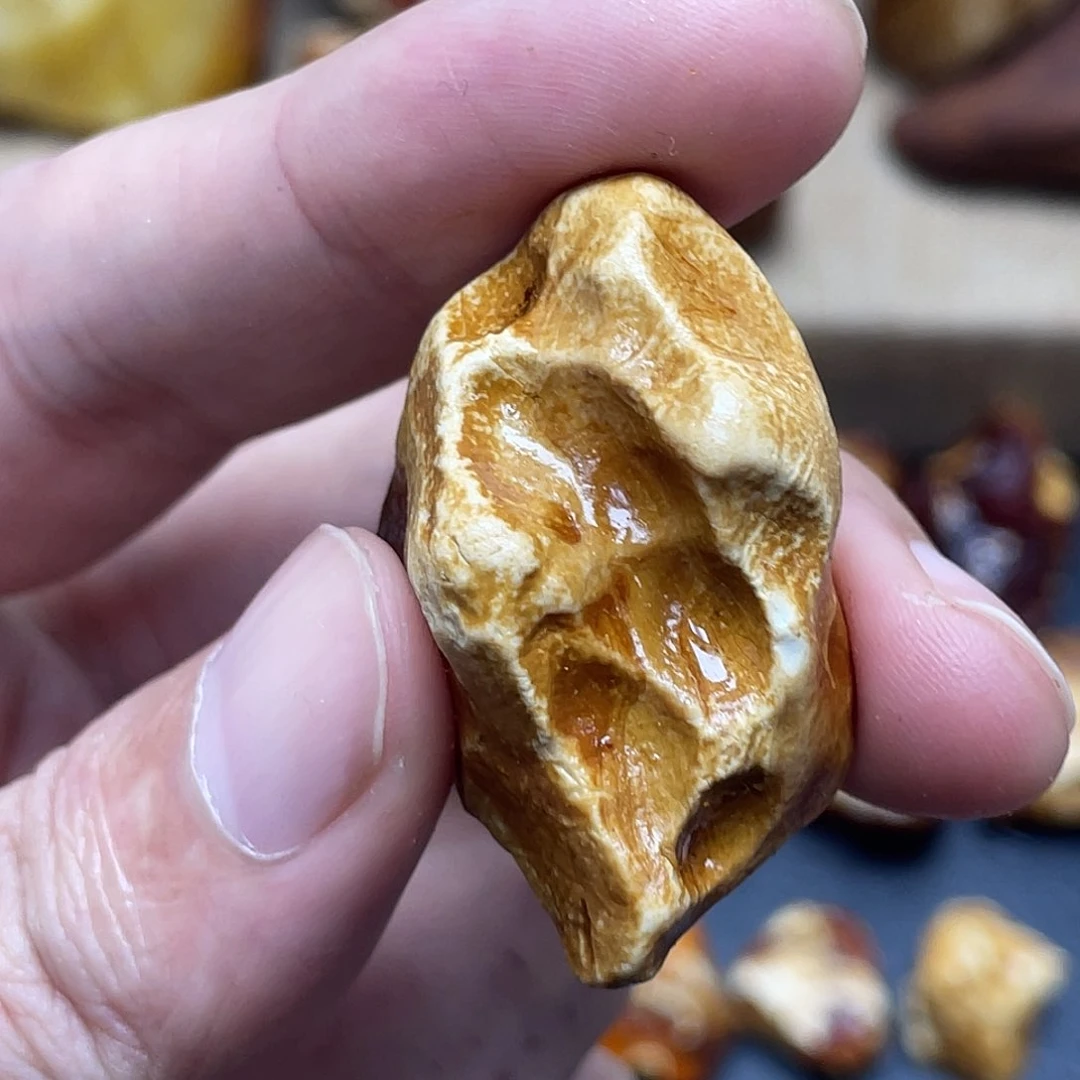 未镶嵌定制琥珀蟹*板定制