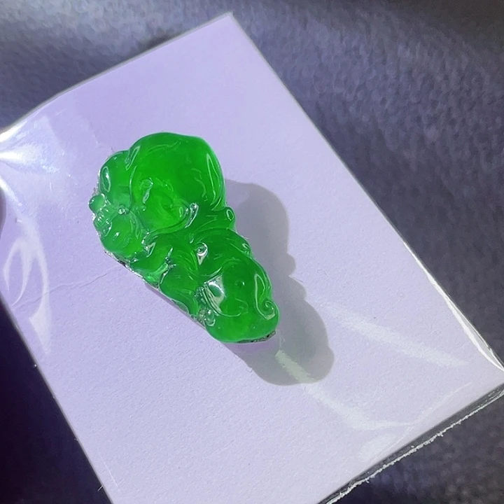 定制翡翠未镶嵌翡翠