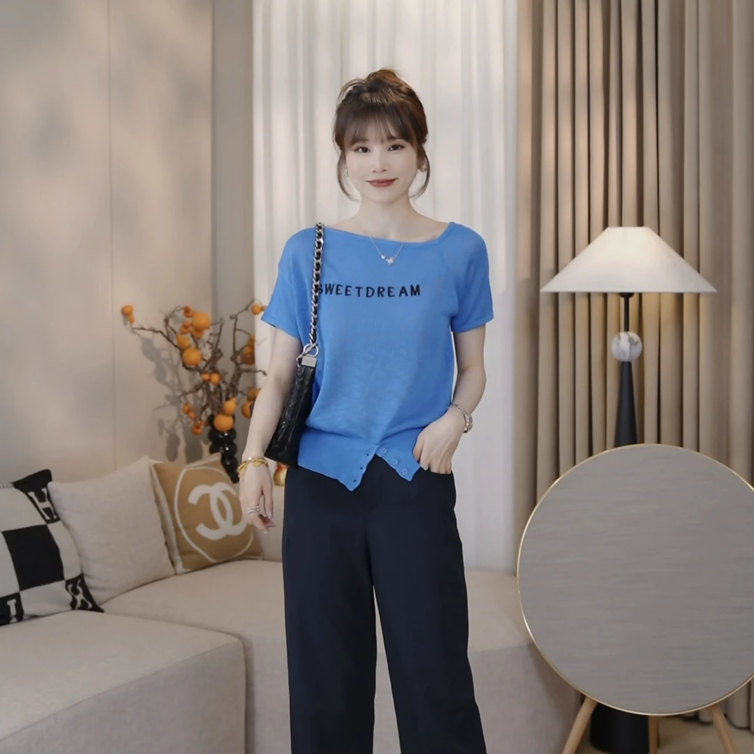 LMENYSweet！甜蜜的梦～斜肩设计感竹节麻字母针织衫25BM043