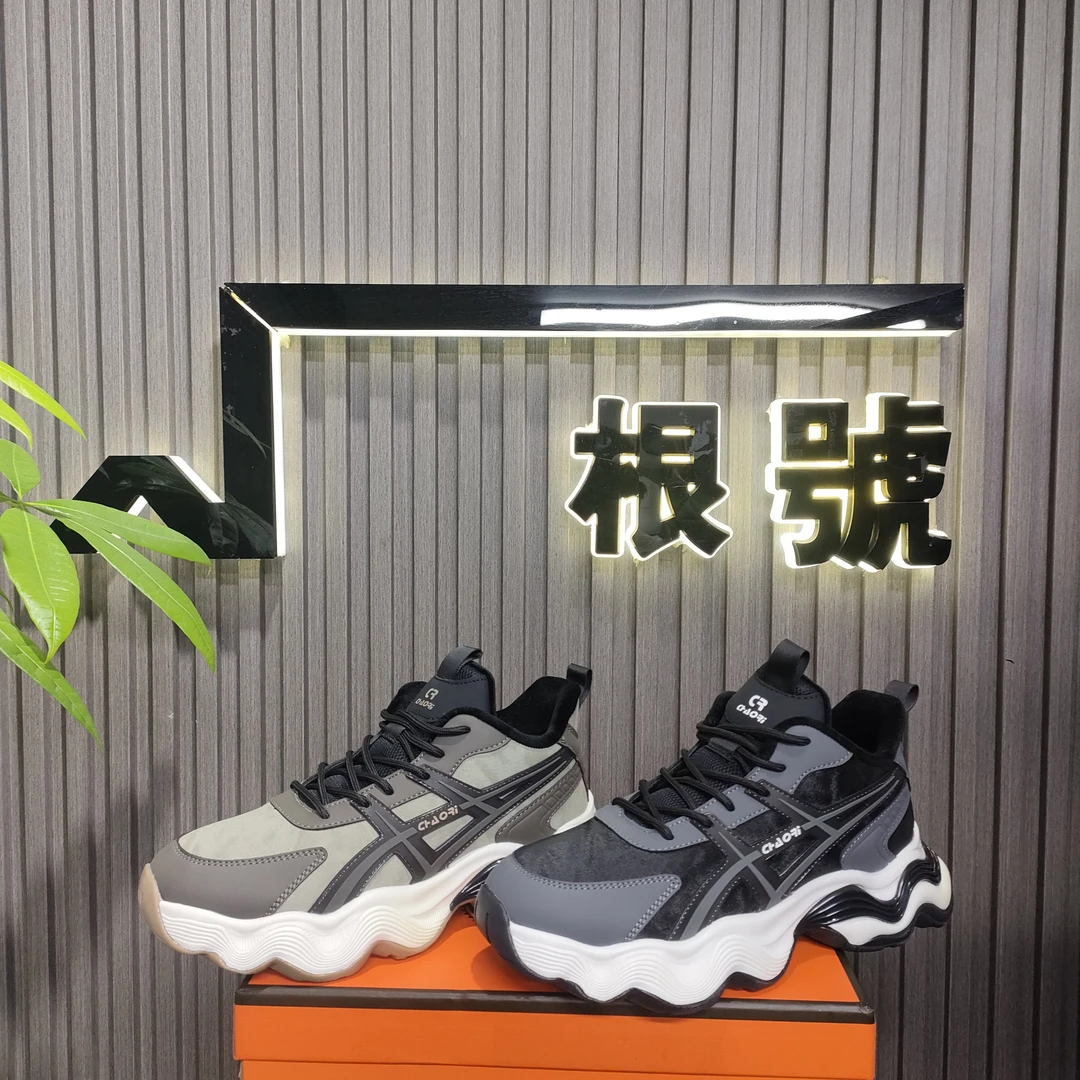 冬季新款加绒加厚保暖时尚运动休闲鞋40-44标准尺码