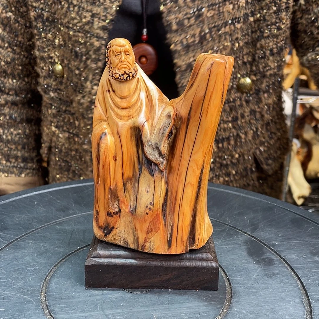 柏木（崖柏）随型艺术根雕