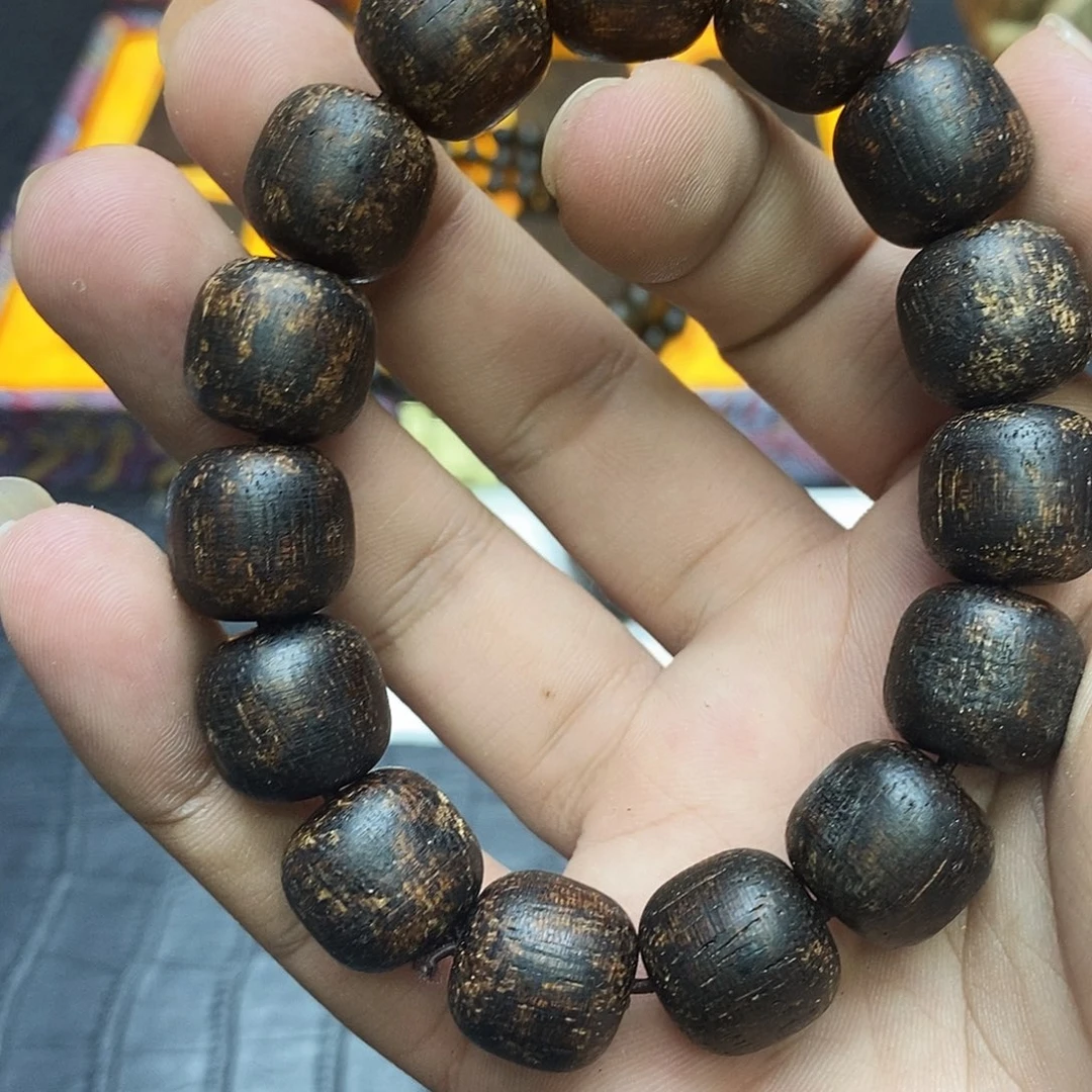 沉香碎屑沉香114蚂蚁沉
