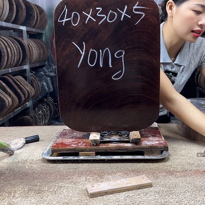 木y**g正宗蚬木菜板40乘30乘5