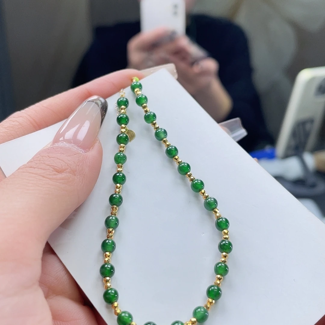 翡翠18K金镶嵌套链