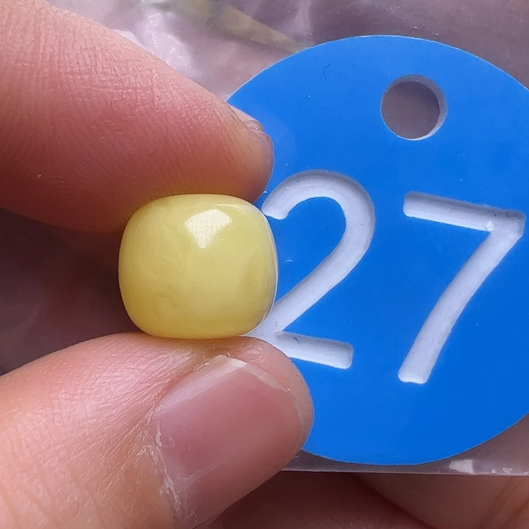 蜜蜡未镶嵌珠宝奇石11m m