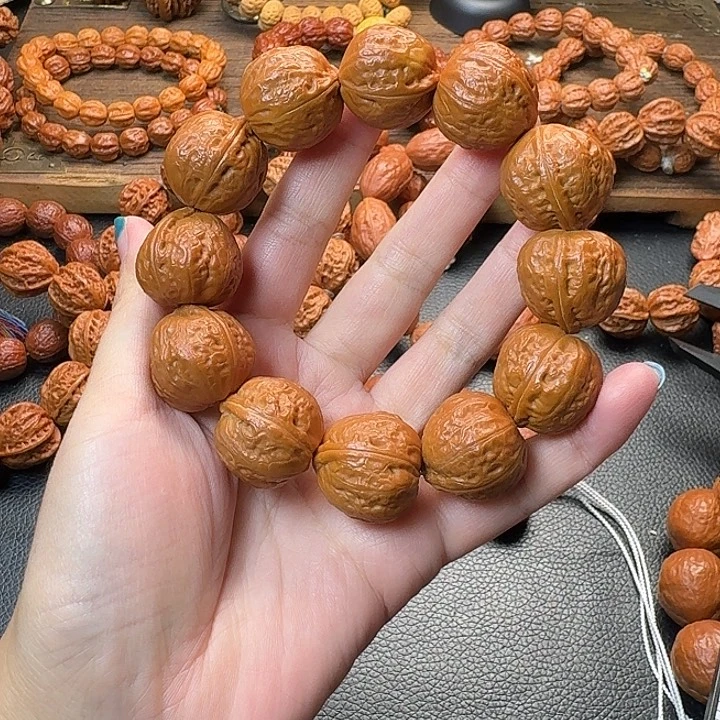 娜***莉文玩核桃手串光珠手串