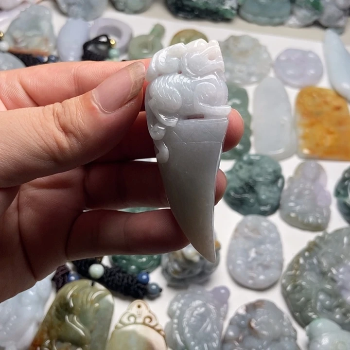 颈饰未镶嵌翡翠龙牙66