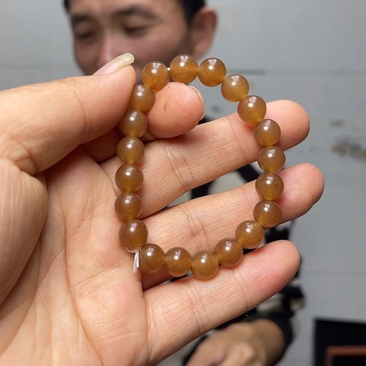 和田玉未镶嵌把件