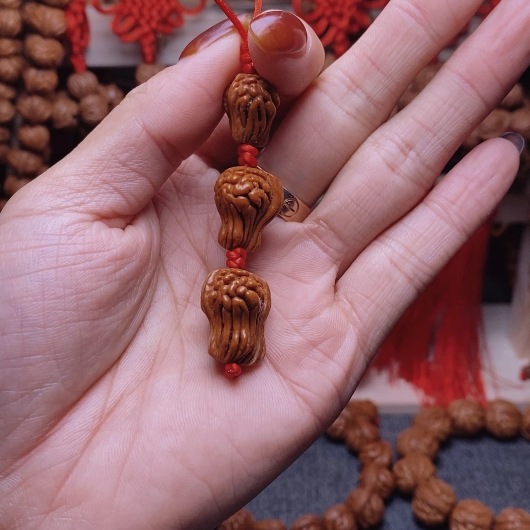 吊坠桃核龙纹桃枭