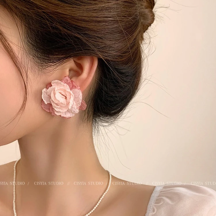 合金布艺耳饰 粉色花朵耳环女耳夹耳钉爆款高级感甜美仙气可爱耳