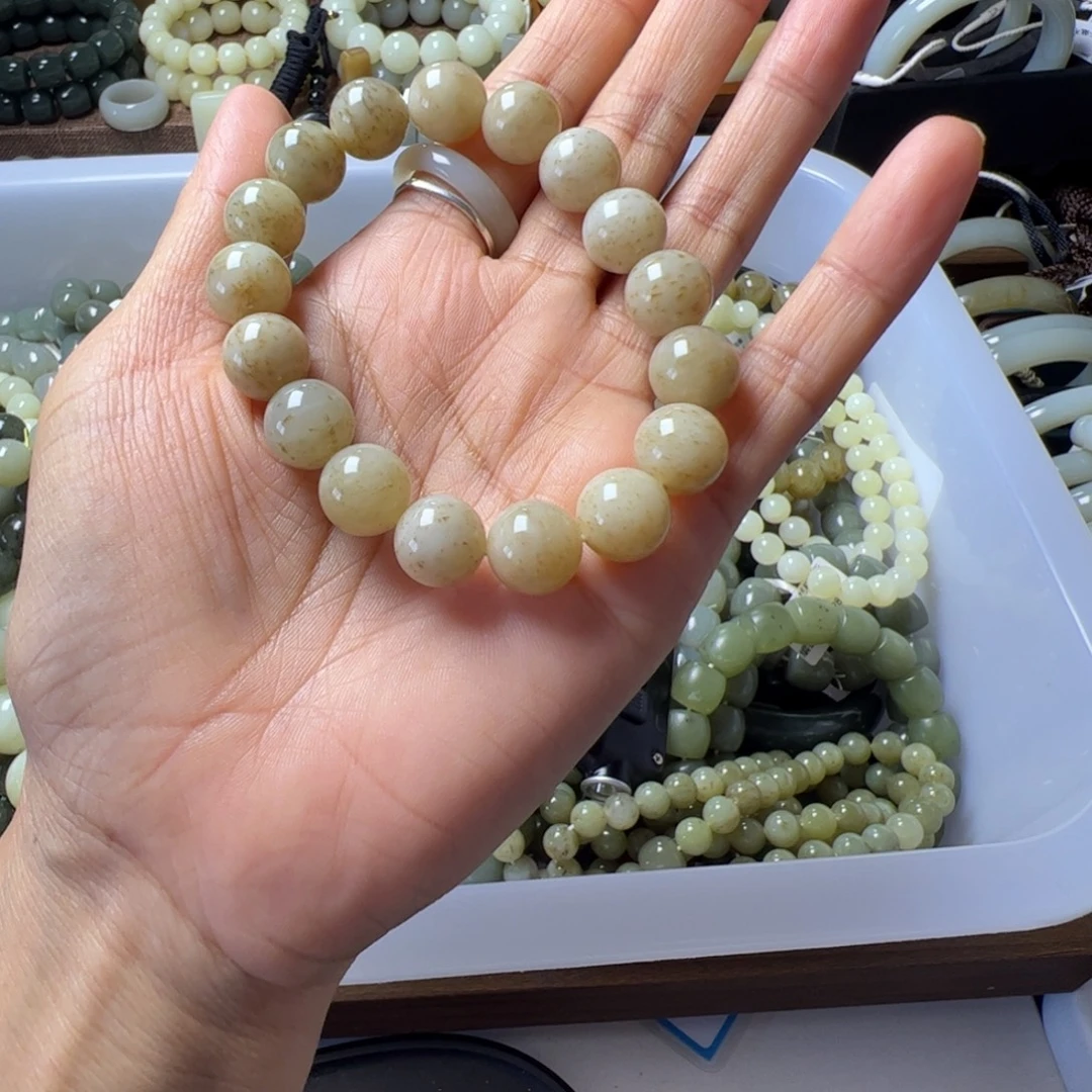 达***妈和田玉（糖玉）未镶嵌手链