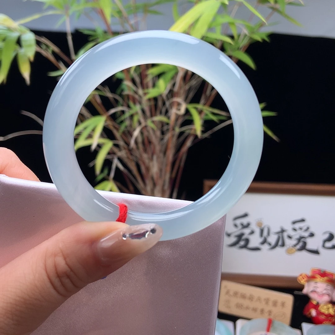 翡翠未镶嵌手镯蓝钢毕业52