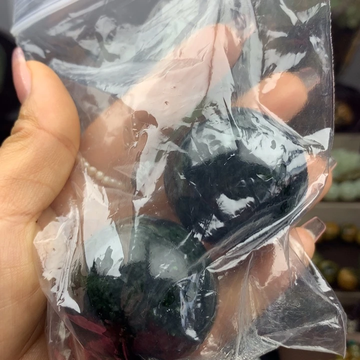 岫岩河磨玉（透闪石质玉）未镶嵌把件