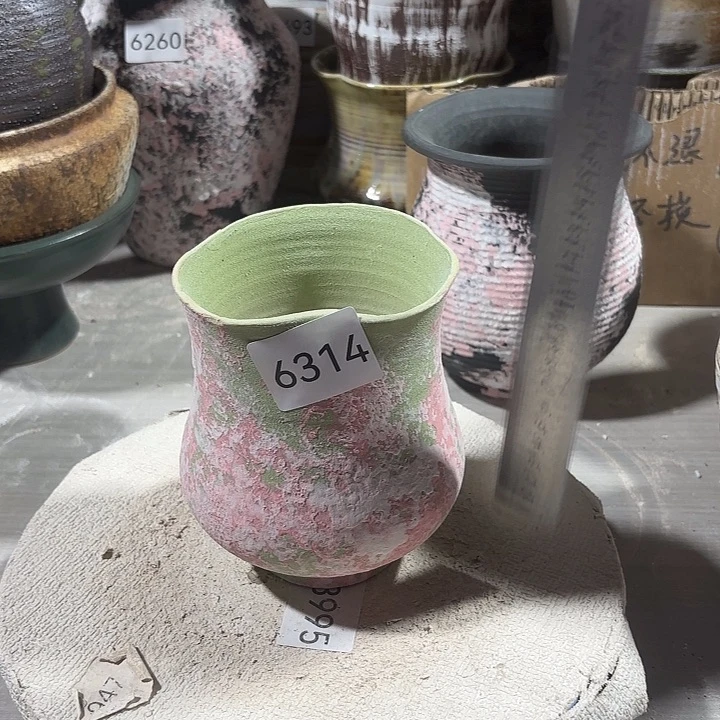 摆件高14，口9，有孔，6314，瑕疵处理