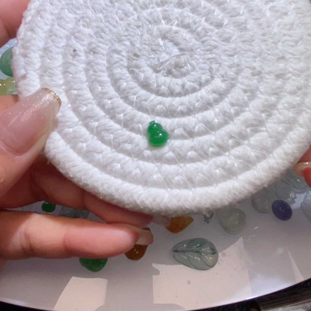 未镶嵌定制翡翠翡翠8.2/6.7/3