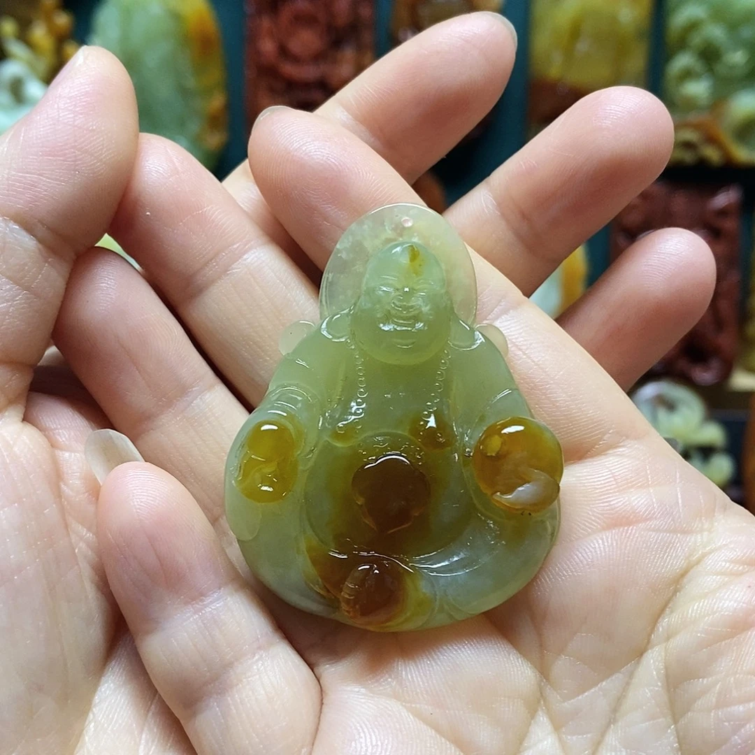 岫玉未镶嵌吊坠(赠链)