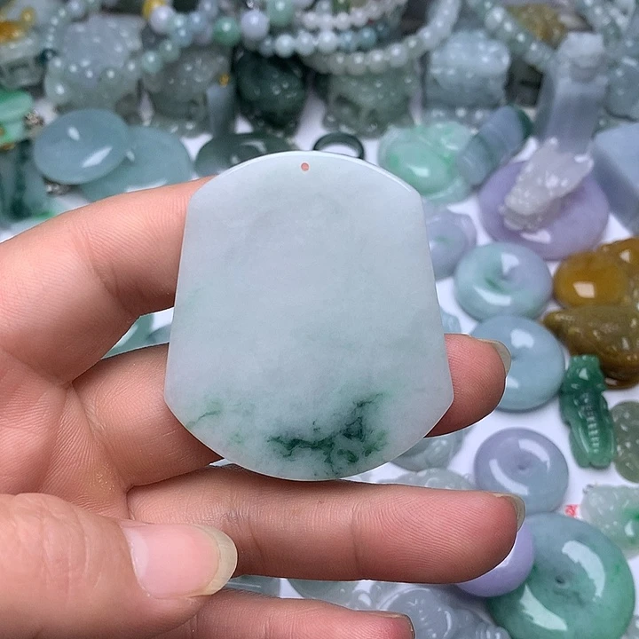 翡翠未镶嵌颈饰天然翡翠
