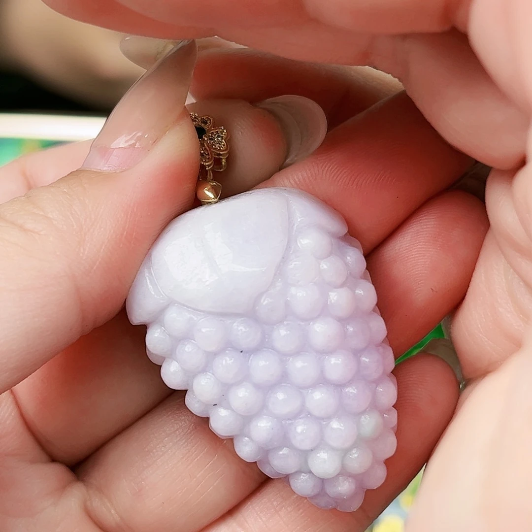 翡翠颈饰未镶嵌吊坠