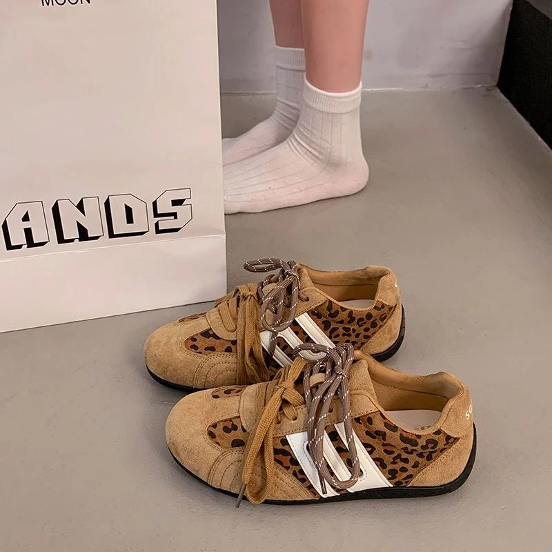 德训2025早秋新款撞色跑道方程式赛车鞋薄底运动风德迅鞋K623