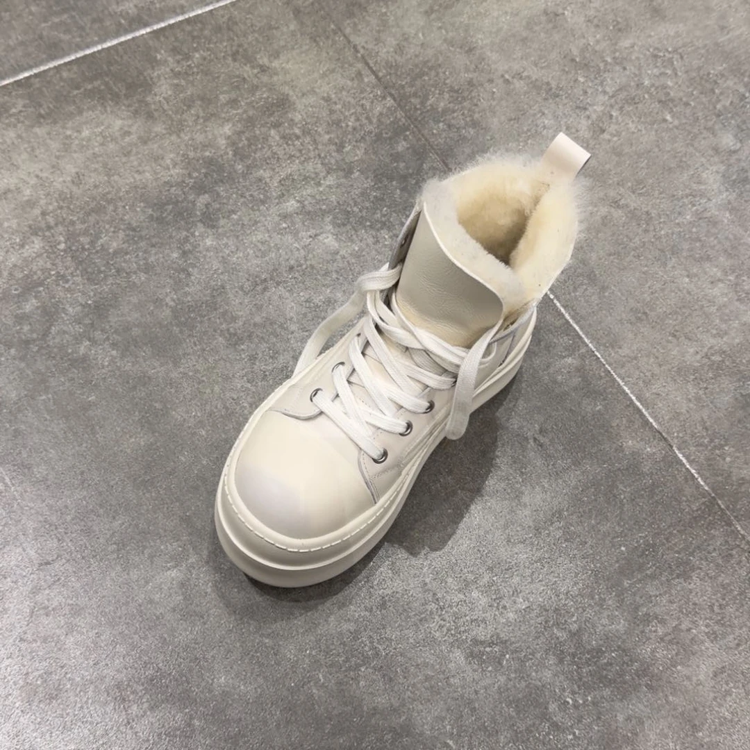 @***疼鱼嘴鞋826-9白色37码一双