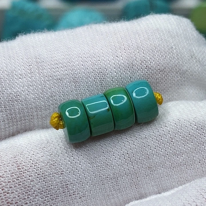 未镶嵌绿松石天然原矿 带武汉地大证书