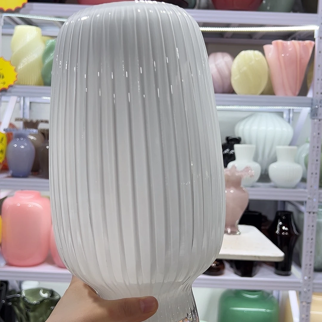 白色花瓶96897990