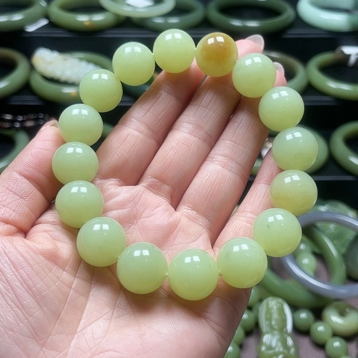 和田玉未镶嵌手链