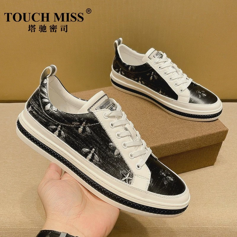 TOUCH MISS欧洲站奢侈品小蜜蜂板鞋男新款高级感百增高透气滑板鞋
