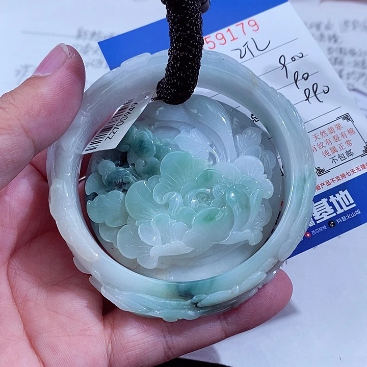 翡翠未镶嵌颈饰Z*L111111111111