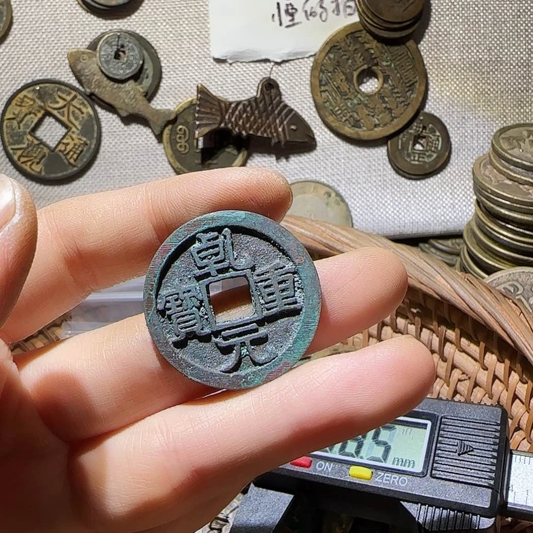 工艺品小张手机链千元