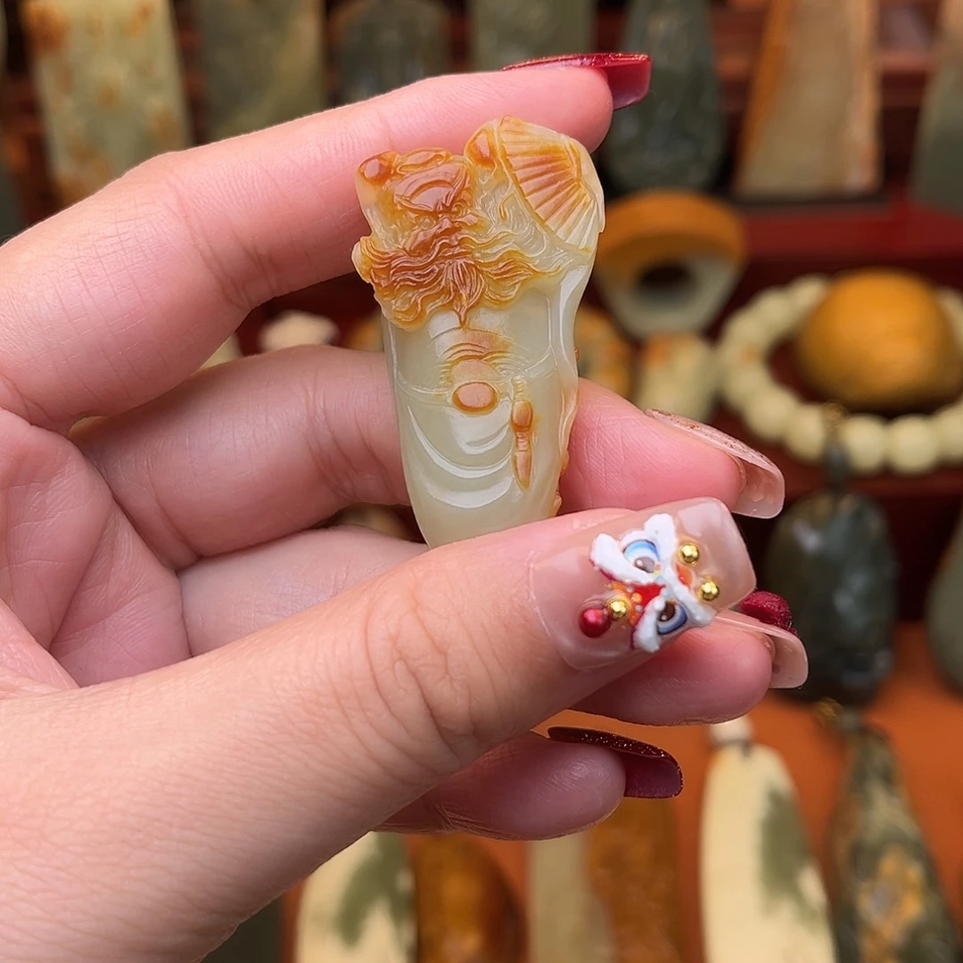 岫岩河磨玉（透闪石质玉）颈饰未镶嵌～**～
