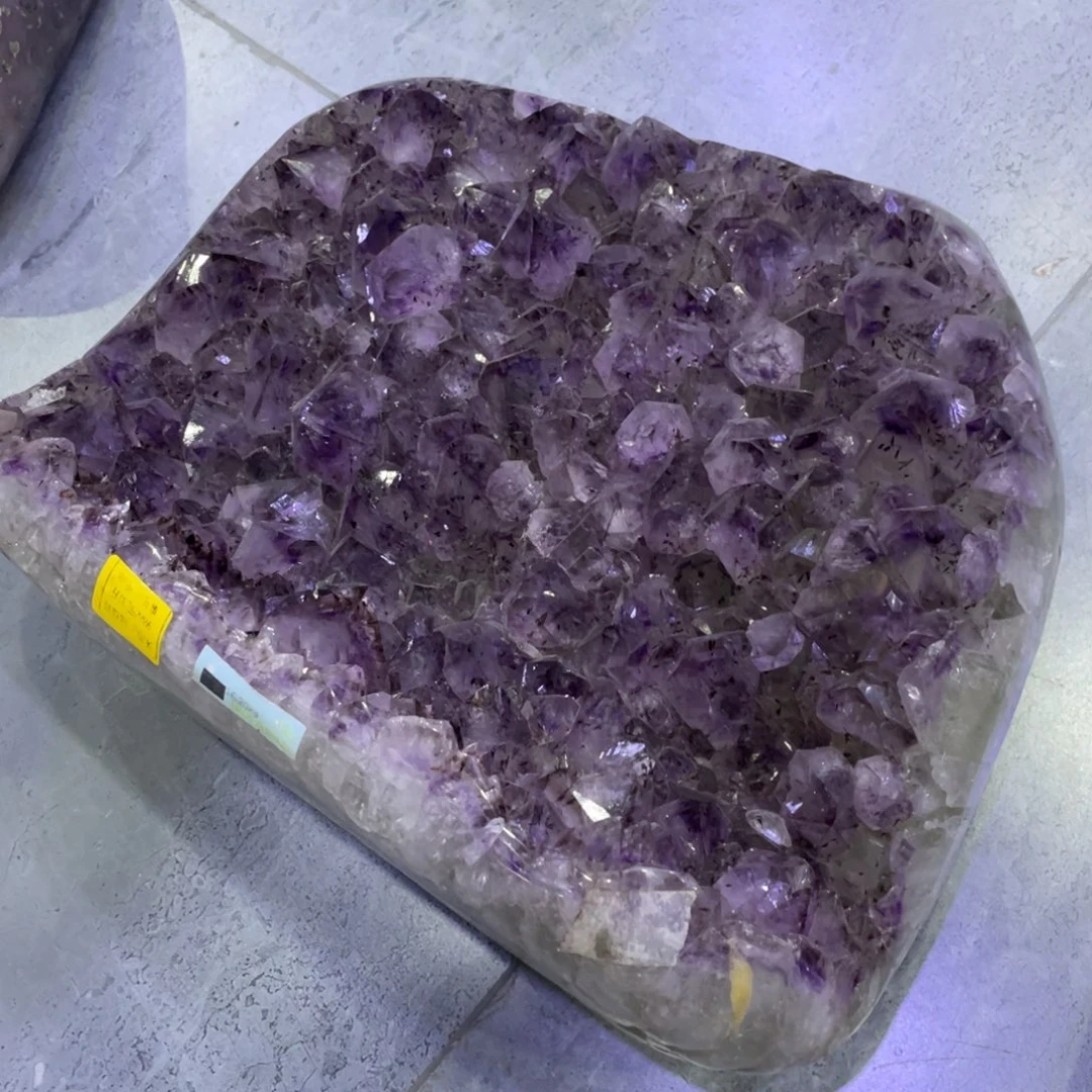 未镶嵌水晶珠宝半成品